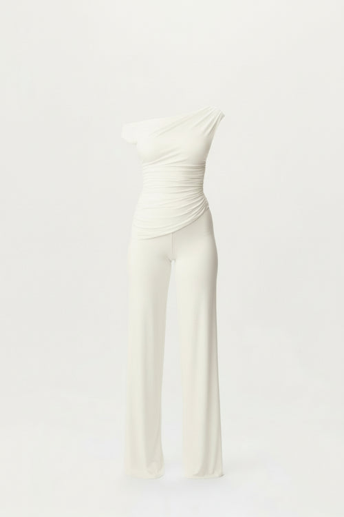 Asymmetrische Off-Shoulder Set met Ruches – Elegante Tweedelige Outfit met Hoge Taille en Slank Silhouet