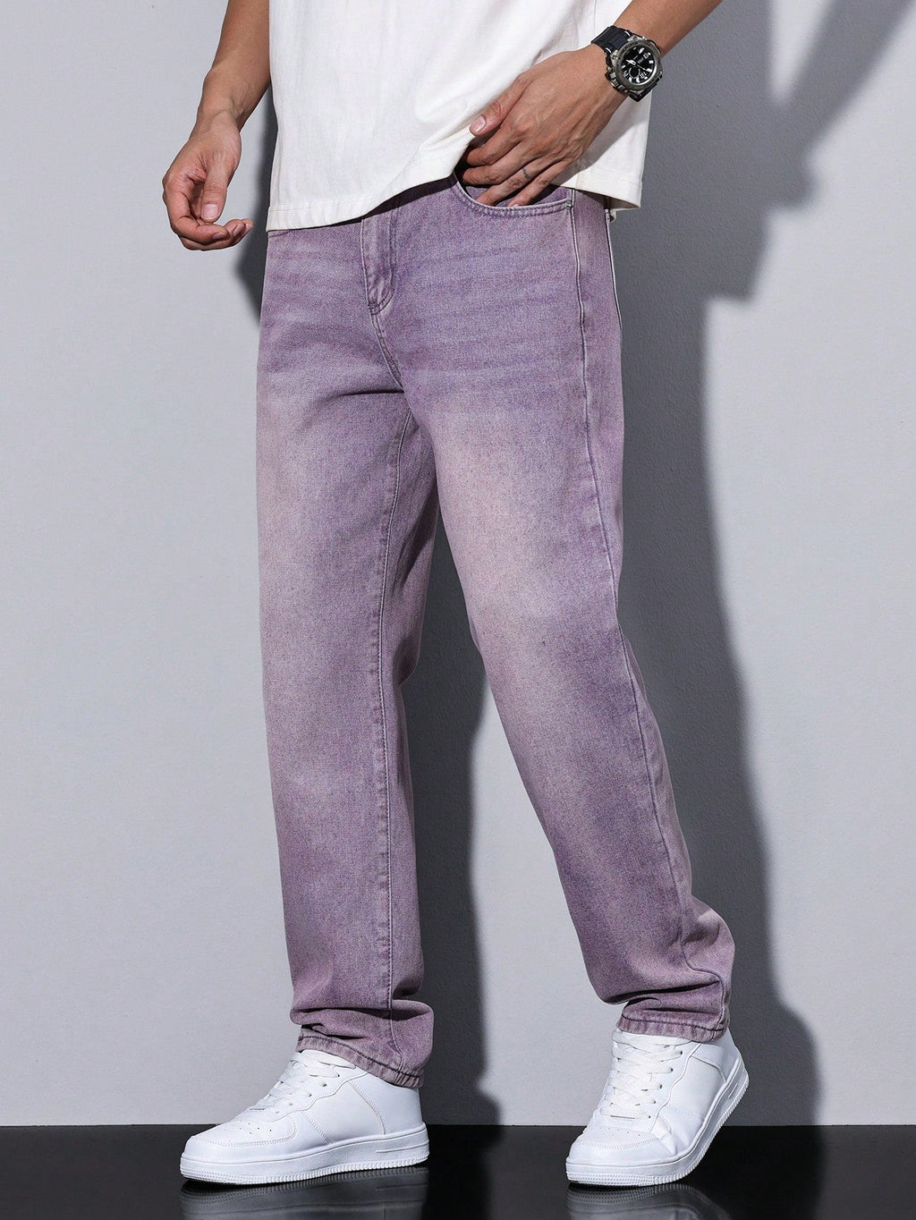 Casual Washed Men's Jeans, Straight Leg Fit, Cotton Blend, Comfortable All-Season Wear, Practical Pockets 3