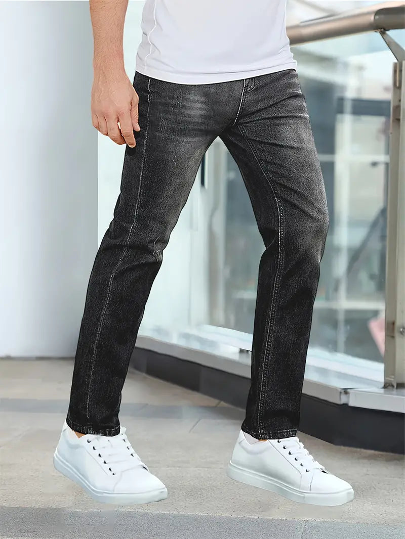 Men's Casual Jeans with Pockets - Timeless Fit, Durable Sustainable Denim, Slightly Worn Look, Versatile for All Year Round 3
