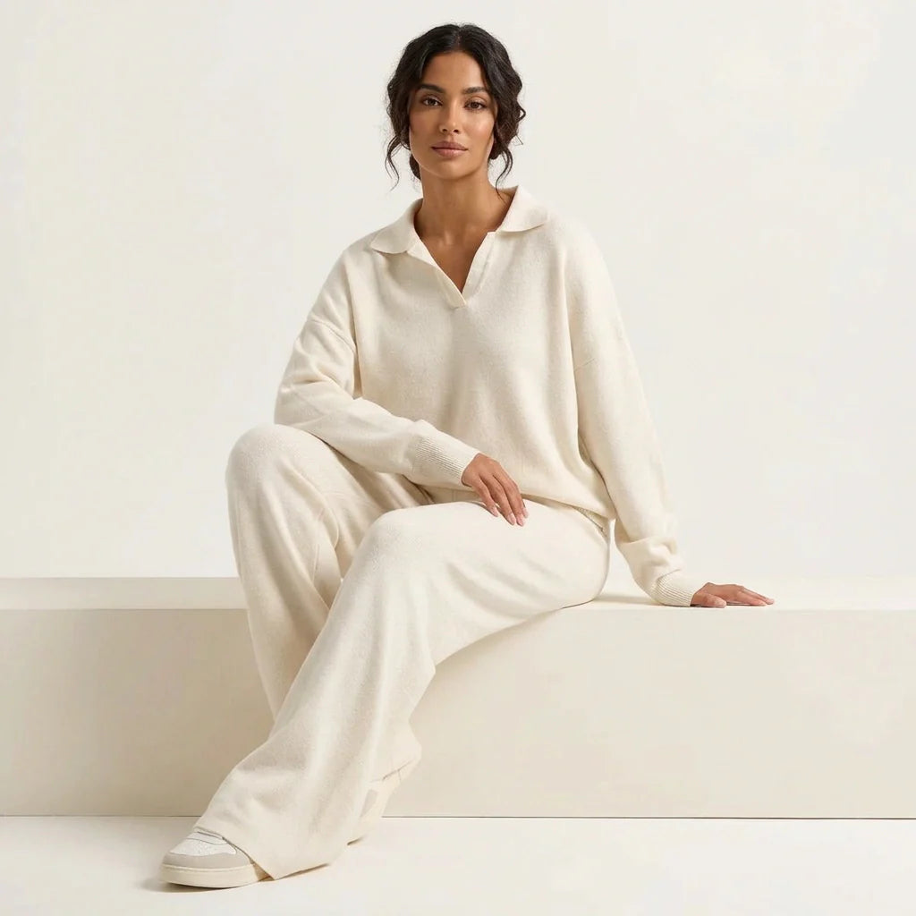 Soft Womens Lounge Set – Comfortable Relaxed Fit Loungewear Top and Bottoms in Multiple Colors 1